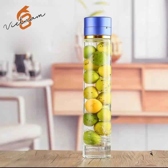 Chai rượu sâm trụ tròn 500ml được thiết kế với dáng trụ tròn đơn giản nhưng không kém phần tinh tế.