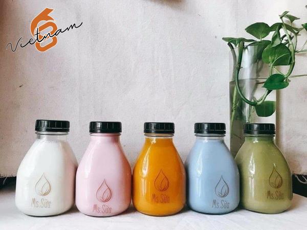 Chai Vuông Lùn Nắp Nhựa – Thiết Kế Tinh Tế và Chức Năng Ưu Việt